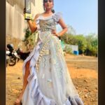 Aditi Sharma Instagram - Smile🌈 Sparkle 💫 Shine✨ 💃🌸 #loveyourself #gratitude Outfit: @geishadesigns Styling: @styling.your.soul Jewellery: @fashionjewellery_21 @brandempower.in #NationalQualityAwards #NQA2023 #brandempower