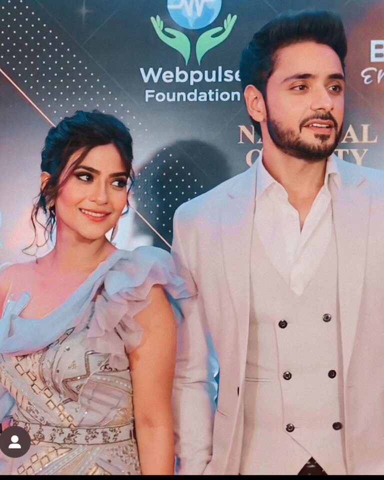Aditi Sharma Instagram - Thank you so muchhh for all the love ❤️🌈🙏 Feels wonderful to be awarded as the Best Jodi 💃🕺 Firstly we want to thank our audience n viewers for all the love you have showered on us . Believe us when we say It keeps us so encouraged n motivated 😇. Next a big thank you to @sonytvofficial n @official_sphereorigins for making this beautiful show n allowing us to be part of it 💐 Next! the man without whom this show wouldn’t have been the same . Thank you for your MIDAS touch @mountainhead1 ravi sir 🙏. Thank you to our amazing writers @madhushaala #aryasharma for giving life to our characters🍀. And of course a very big thank you to our team, which consists of some of the best actors n technicians n production exec to ever come together to create this beautiful show . @brandempower.in #NationalQualityAwards #NQA2023 #brandempower