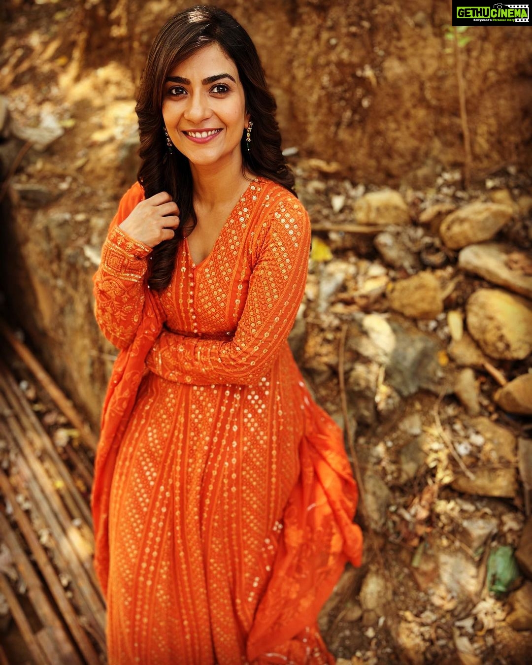 Aditi Sharma Instagram - ๐ง๐ปโโ๏ธ๐งก #saturdayvibes ๐