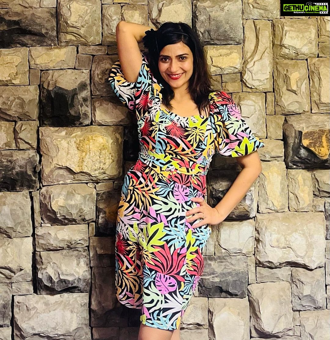 Aditi Sharma Instagram - 💫💫 grateful 🤗🧿 #august #livelifetothefullest 🥳 @dr.shvetas @sarwarahuja @rohitadalti @sumitaug13 @bhavya_sharma @shahzeene @nehamahuja ❤️ #whitehorsevilla