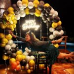 Aditi Sharma Instagram - Thank you for the beautiful birthday wishes ✨🤗🧿 My heart is bursting with loveee n gratitude 🙏💓 So grateful to the universe for all the loveee . 🥰🥳 #celebration #madememoriesforlife #familytime 🧿