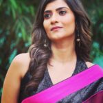Aditi Sharma Instagram - Desi Girl 💃🌈 Don’t let anyone dull your Sparkle ✨💓 #wednesdayvibes #countyourblessings 💫#positivevibes