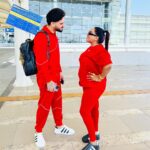 Afsana Khan Instagram - ਭਾਰਤ ਤੋ ਕੁਵੈਤ ਲਈ ਅਫ਼ਸਾਜ਼ ਜੋੜਾ ਹੋਇਆ ਰਵਾਨਾ 💫🙏 @saajzofficial @itsafsanakhan @afsanakhanmusic #afsaajz Chandigarh, India