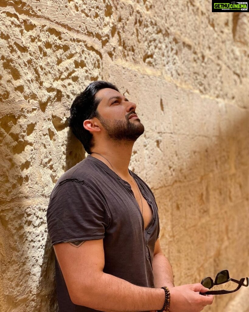 Aftab Shivdasani Instagram - “Meet me in the middle of your story when the soul is worn but wise.” 💫🧿 - Angie Weiland-Crosby Mdina, the Silent City, Malta