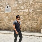 Aftab Shivdasani Instagram - ‘A quiet mind is able to hear intuition over fear’. 🔱✨ #stillness Mdina, the Silent City, Malta