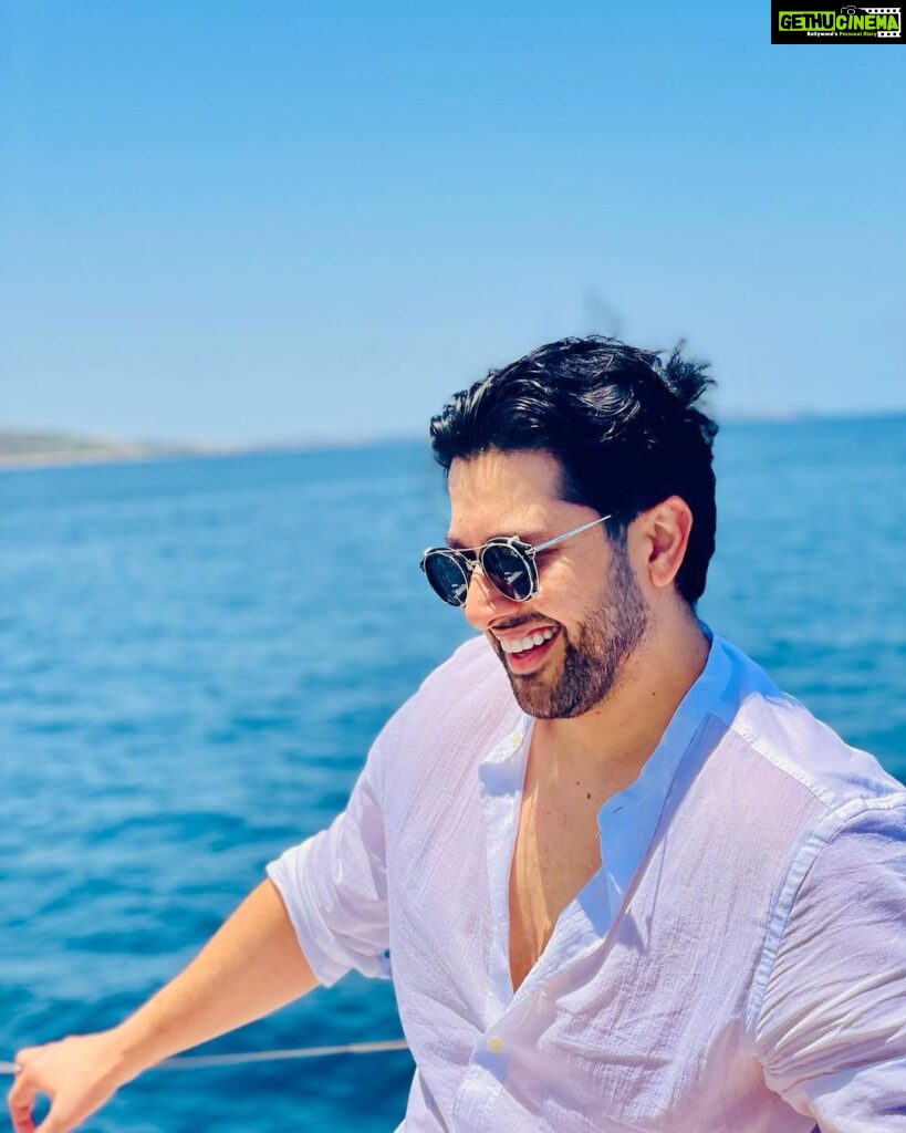 Aftab Shivdasani Instagram - ‘If you are very quiet, you can hear the secrets whispered by the sea.’ 🌊 ☀️ #peace Malta