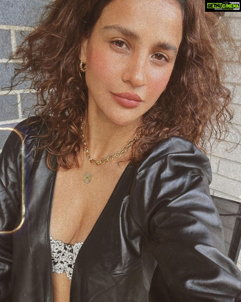 Aisha Sharma Instagram - You'd feel her in a room - if you were blind . Chicago, Illinois