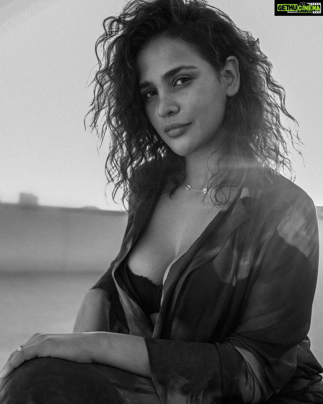 Aisha Sharma Instagram - "If I were you, Iād wanna be me too." ā šš«ā„ļø