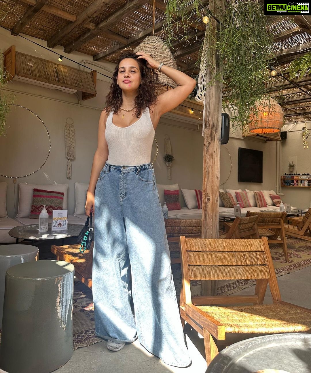 Aisha Sharma Instagram - Off guard !! 💫🫶🏾 La Mer Beach