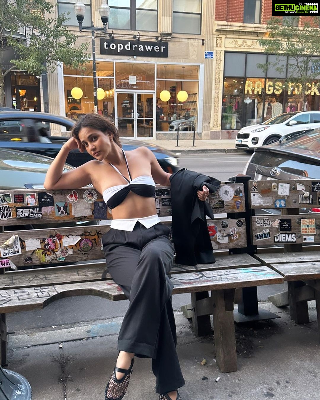 Aisha Sharma Instagram - Recluse girl - Summer, Fall, Winter . #nofilterneeded #nofilter