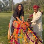 Aisha Sharma Instagram - Happiness is the spiritual experience of living every minute with love, grace and gratitude . @nehasharmaofficial makes the experience ♥️ @amanbagh #Amanbagh #TheSpiritOfAman #AmanWellness #AmanFoodie #AmanAdventure #nofilterneeded #nofilter #sharmasisters #sundays