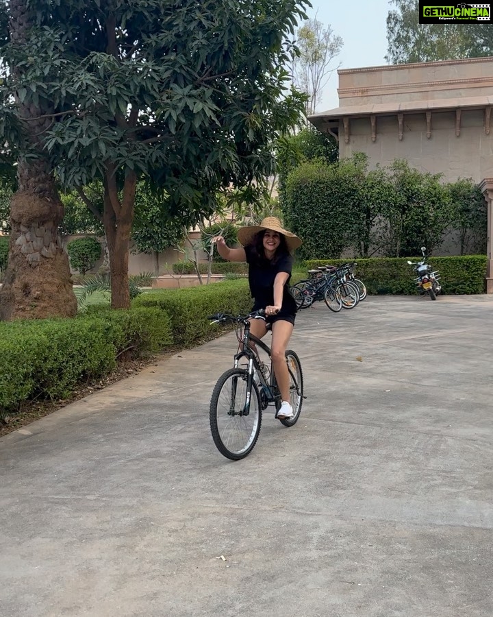 Aisha Sharma Instagram - Give yourself the time and space you need to recenter. Slowing down the ideal way @amanbagh #Amanbagh #TheSpiritOfAman #AmanWellness #AmanFoodie #AmanAdventure #incredibleindia #rajasthan #aishatravels