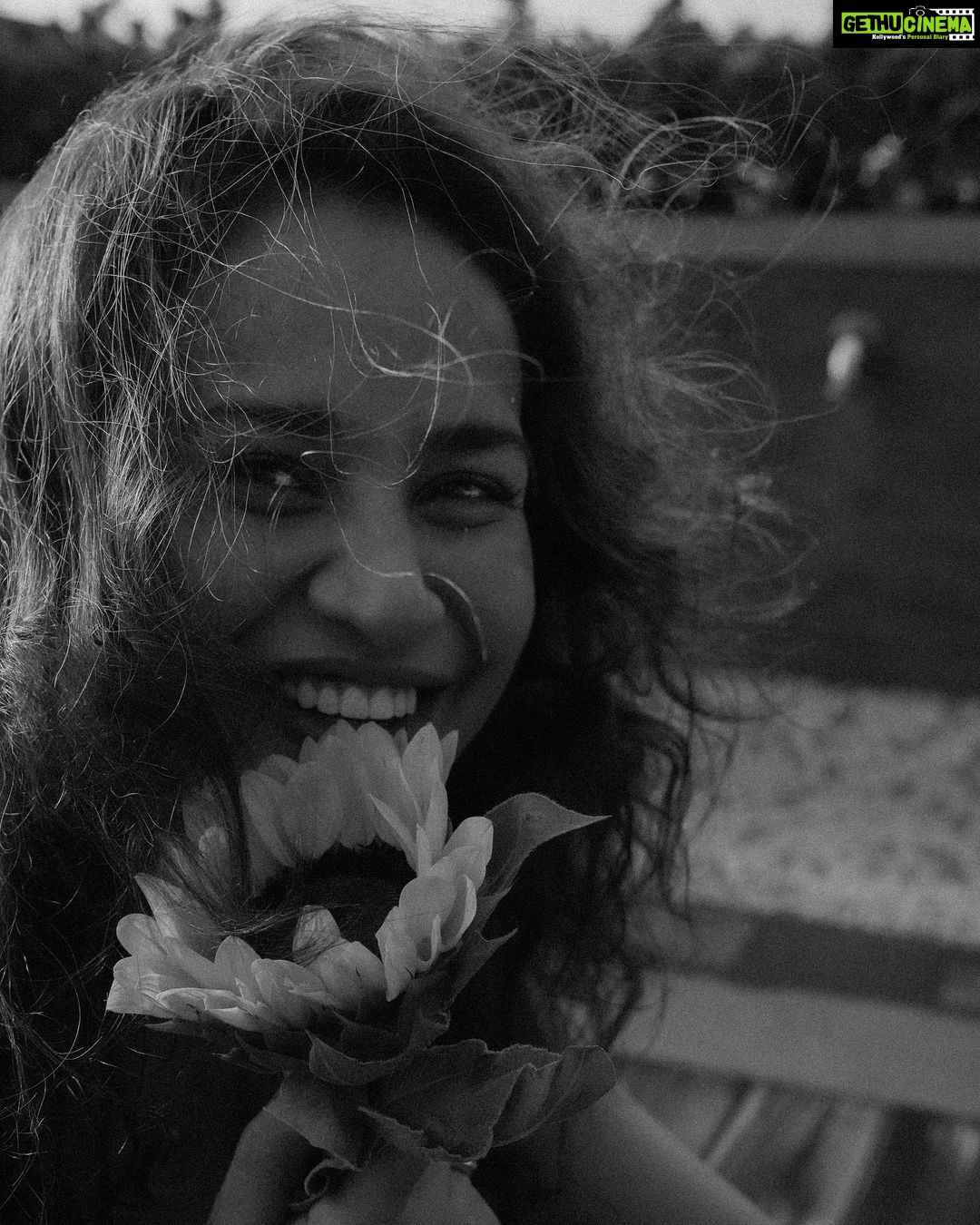 Aisha Sharma Instagram - Perfectly Imperfect 💫💫