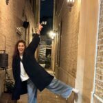Aisha Sharma Instagram – Hello Monday 💫✨💫 #mondayvibes #newweek #nofilterneeded #nofilter #chicago Chicago, Illinois