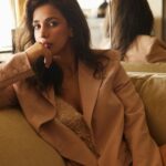 Aisha Sharma Instagram - It should be criminal to look this good 😝 @camilacoelhocollection 📸 - @keegancrasto #october #bonjouroctober #newweek