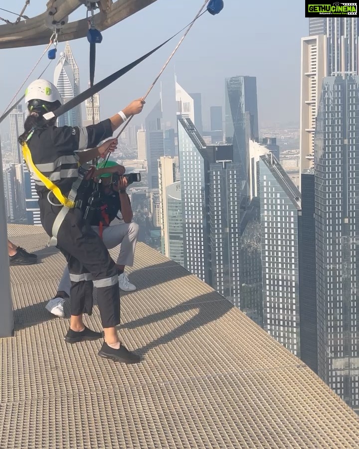 Aisha Sharma Instagram - Living on the edge is risky but there’s no fun living on the ground. Exhilarating experience with my fav human @nehasharmaofficial #dubai #adventure #lifeontheedge #travel #aishatravels #travelgram #sharmasisters #travelgoals #dubai Sky Views Observatory