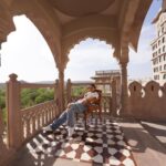 Aisha Sharma Instagram - All hail the muse! #sunday #sundayvibes #photo #photooftheday #travelgram #travel #aishatravels Fairmont Jaipur