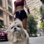 Aisha Sharma Instagram - Find the humor in a situation and you’ll shift the energy, allowing out-of-the-box solutions to emerge. Sunday Mood . #justjoythings