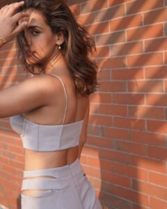 Aisha Sharma Instagram - Photos that accurately portray my awesomeness 🤐 #weekendvibes #weekend #photography #photograph