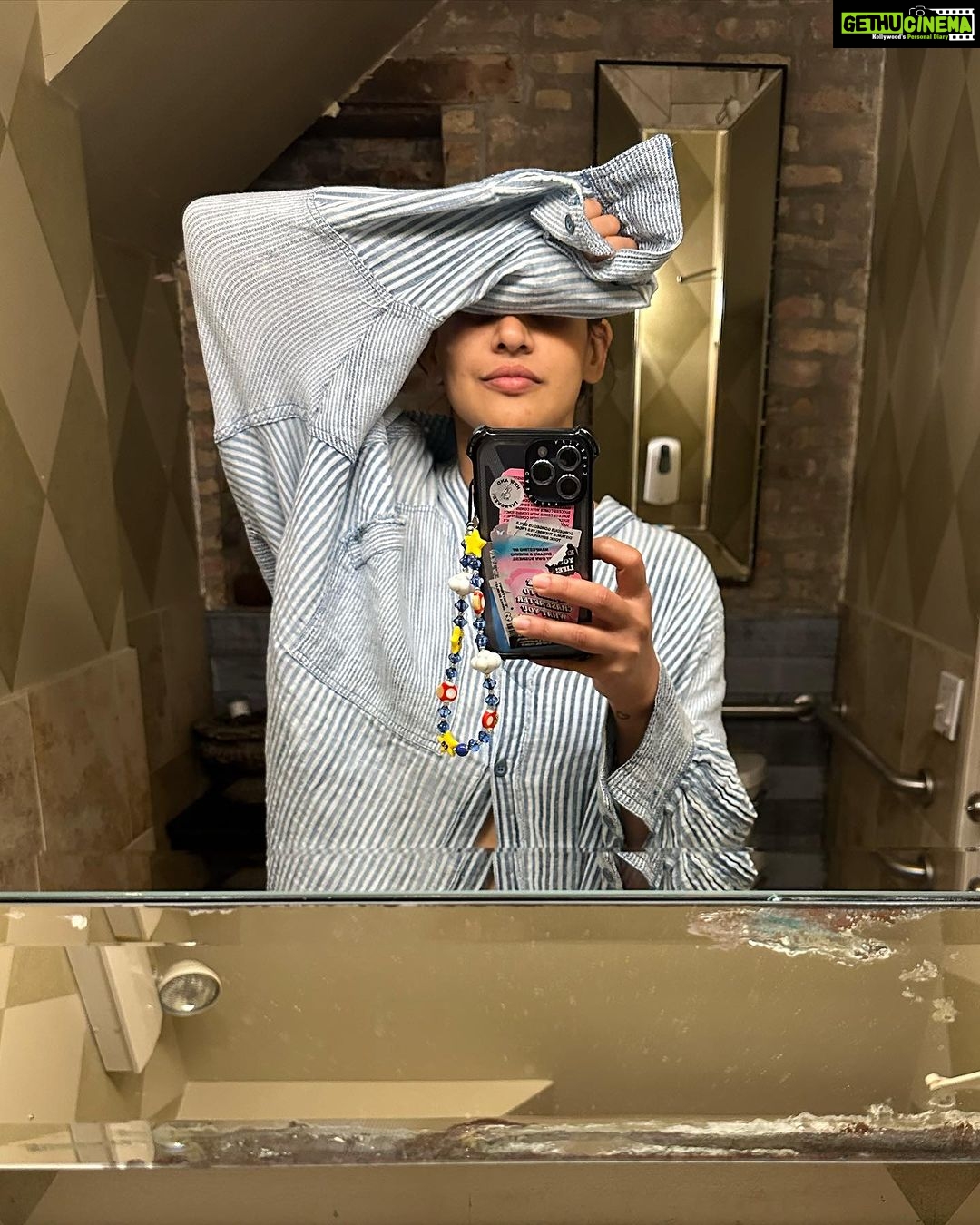 Aisha Sharma Instagram - In my unbothered ,peaceful, pretty girl era .