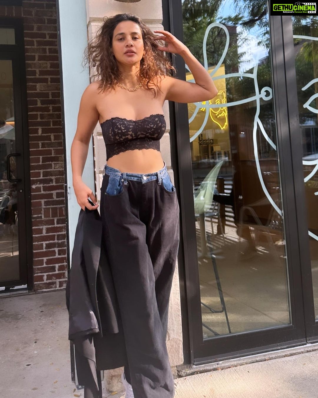 Aisha Sharma Instagram - Today’s good mood is sponsored by ☕️😋