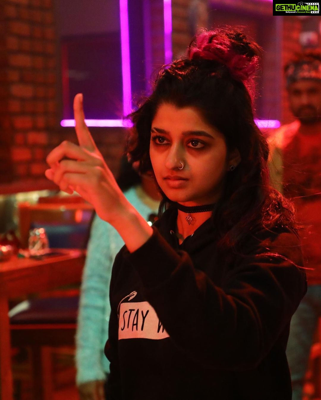 Aishani Shetty Instagram - 🖤♥️ #DharaniMandalaMadhyadolage
