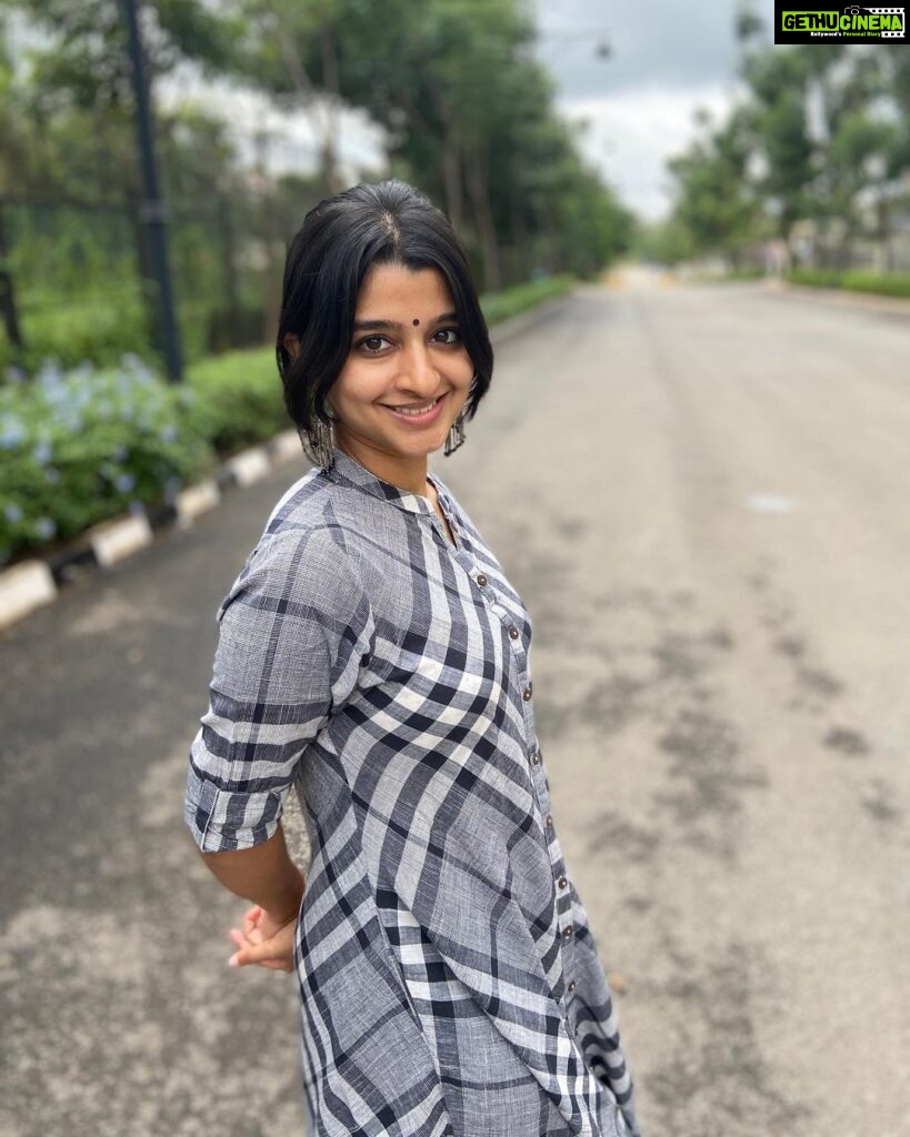 Aishani Shetty Instagram - Bindi kinda day 🐞 #aishani