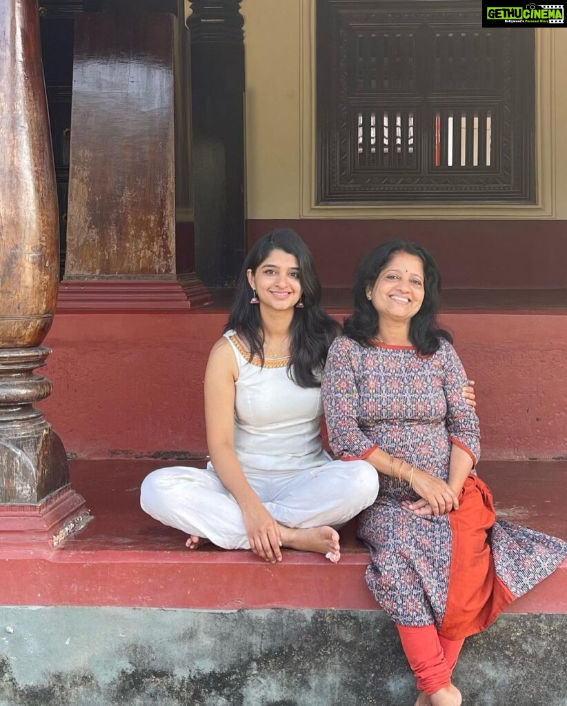 Aishani Shetty Instagram - Just a fun day at our ancestral home with my favourite people 💕 Nitte