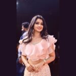 Aishani Shetty Instagram - Feeling peachy! 🤍 👗 @studiobellodesign Love the outfit! 📷 @yogi_0708 #aishani #aishanishetty #hondisibareyiri