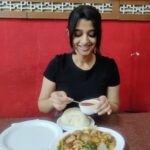 Aishani Shetty Instagram - My love hate relationship with momo chutney 🌶 😍🤤 #noregrets #cantgetenough