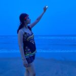Aishani Shetty Instagram - Reaching for the moon 💙