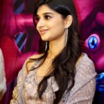 Aishani Shetty Instagram - 🤍 #dharanimandalamadhyadolage