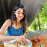 Aishani Shetty Instagram - Warm and wholesome 🤍💙
