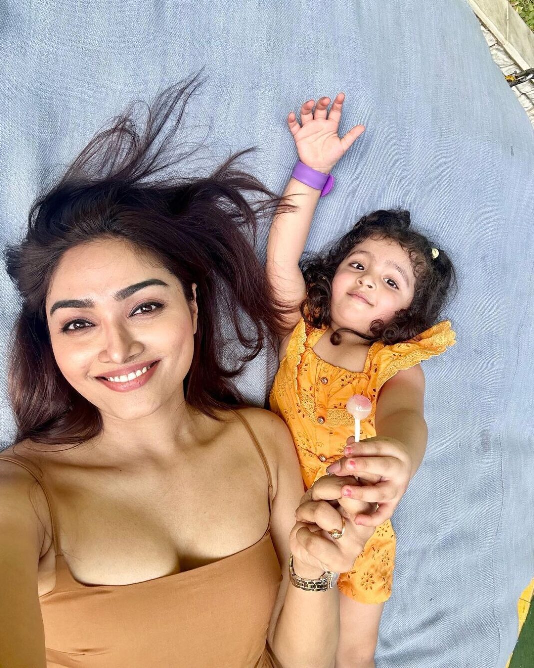 Aishwarya Devan Instagram - ❤️❤️❤️ Dubai, United Arab Emirates