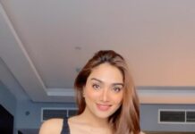 Aishwarya Devan Instagram - 🖤✨ #reelsinstagram #reels #fun #saturdayvibes Dubai, United Arab Emirates