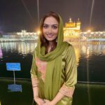 Aishwarya Devan Instagram – #waheguru 🙏 Golden Temple Amritsar Punjab India