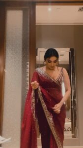 Aishwarya Devan Instagram - #reels #reelsinstagram #reelsvideo #sareelove #indianwedding #uae