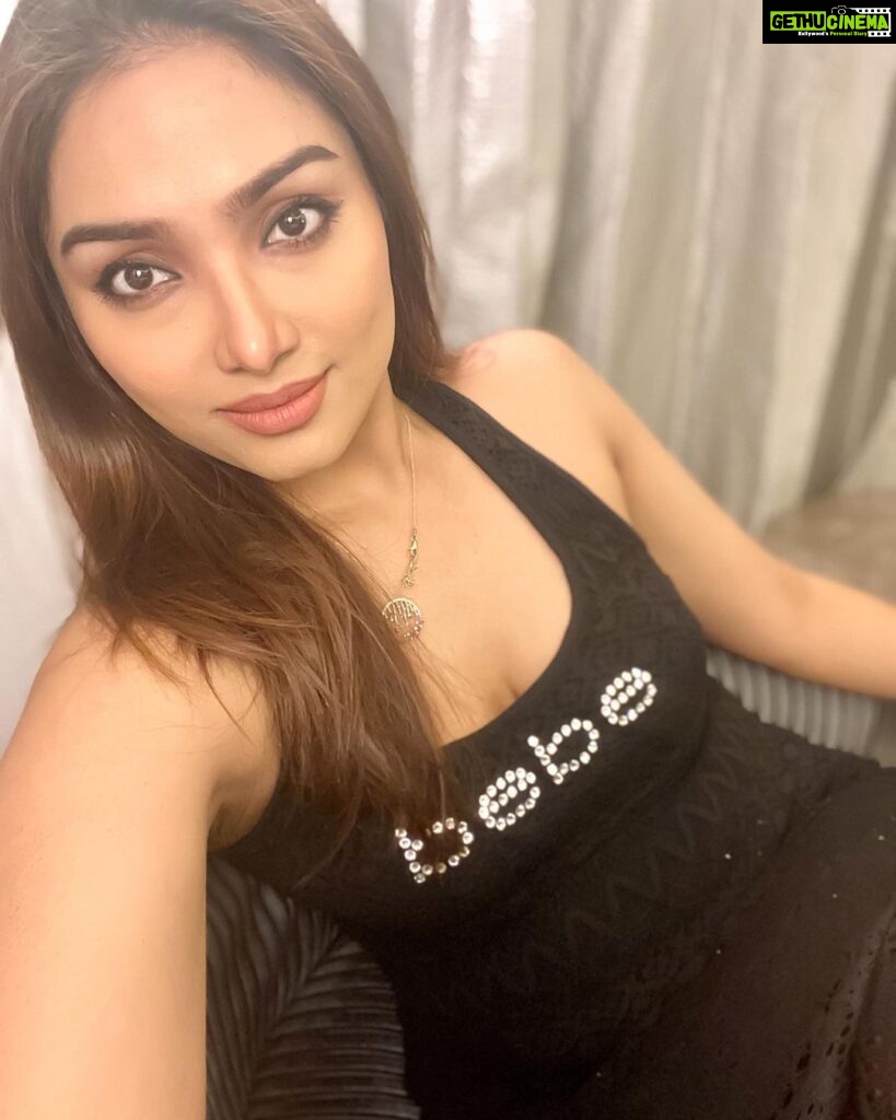 Aishwarya Devan Instagram - You say I m wearing too much black dress but all I hear is I look great 🖤 #loveforblack #justme #feelbeautiful