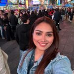 Aishwarya Devan Instagram - The city that never sleeps . #reels #reelsintagram #timessquare #broadwayshow #usa🇺🇸 #newyorkcity