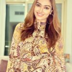 Aishwarya Devan Instagram - 🍫🍫🍫 #fridayvibes Dubai United Arab Emirates