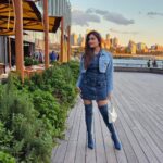 Aishwarya Devan Instagram - #nyc #goodtimes #usa🇺🇸 #instapic