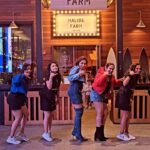Aishwarya Devan Instagram - Good time + Crazy friends = Amazing memories 👯‍♀️👯👯‍♂️❤️🩷💕💖❣️ @kapzsush1915 @aishwaryadevan @vidyavinumohan @nayananairofficial 🎥 @annaprasadofficial #party #friends #enjoyment #manhattan #timesquare ##reels #reelsindia #instareels #dancereels #trending #instagood #foryou