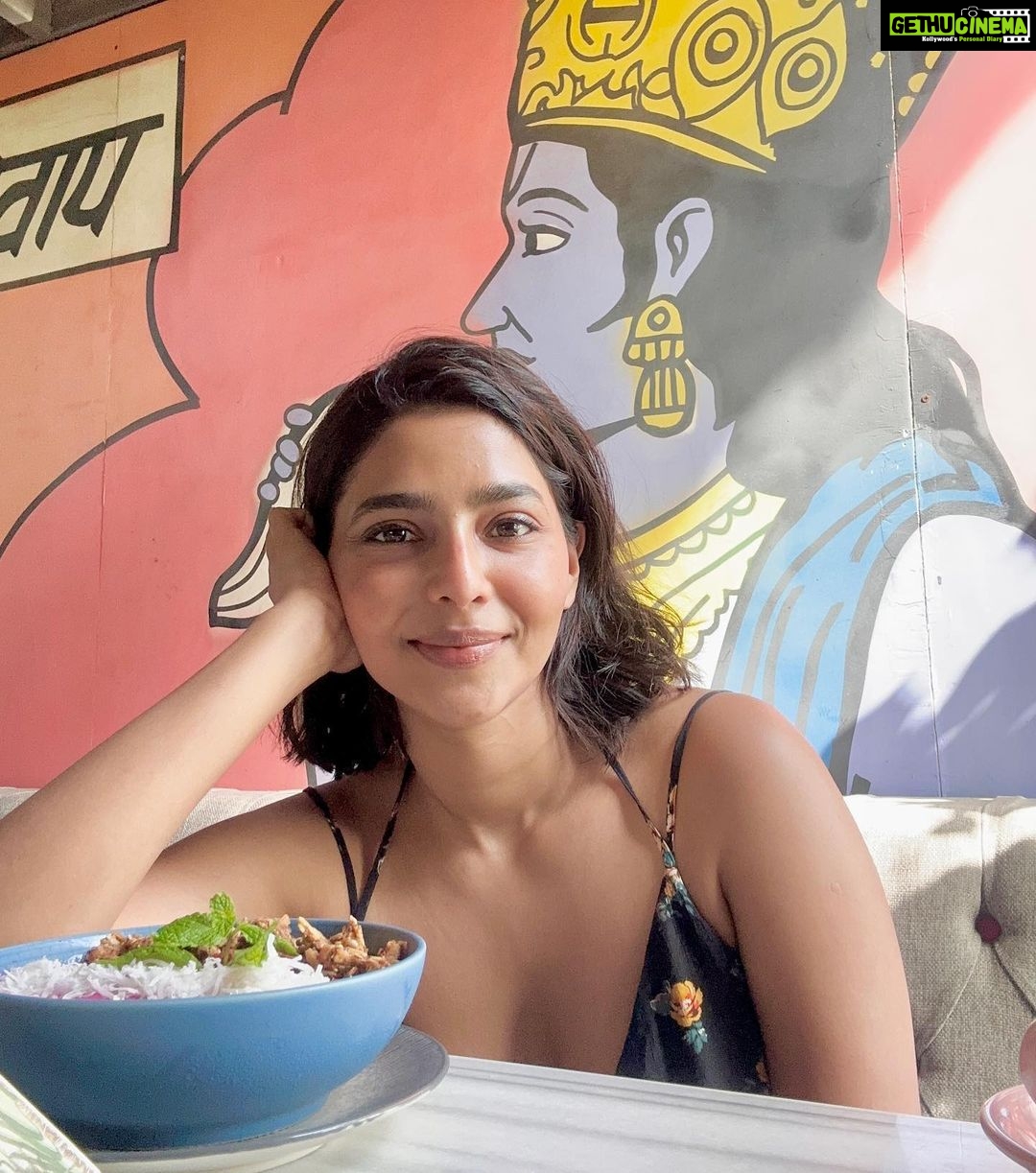 Aishwarya Lekshmi - 553.8K Likes - 🌴🌊 ☀️ 💃
Also….. this girl is finally understanding that she needs to have a Twitter account so she has one now.
Find her there under (aishuL_ ) and be kind to her , as you always have been !
Lots of love ❤️
