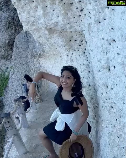 Aishwarya Lekshmi Instagram - This was one of the most beautiful things i did for myself. And like Phoebe from Friends , i did not even have a “Pla “ ( of a Plan) . But i met some amazing souls, ate yumm grain bowls , did pilates , wandered aimlessly through the beach , stared curiously at the architecture and the people , their customs, wondered how on Earth is Bali so similar to Kerala , sat and thought and thought until brain stopped . And moved not because i had to or was bound by time constraints but because i felt like . I would like to believe Bali helped put a lot of pieces together , make sense of what was happening in my life and helped me through a particularly difficult mind-space . And i owe it to cinema that i could afford to make an impromptu trip like this . Gratitude in abundance for everything thats happening and is in store ♥️ And like they say , Life is tricky baby, Stay in your Magic . PS : Thankyou for coming to my TedTalk 🤓 Canggu, Bali, Indonesia