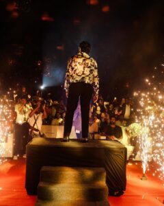 Aishwarya Lekshmi Instagram - Kochi was beyond brilliant! Forever grateful for the outpouring of love and support for #KingofKotha .
Ummma ummma ummmaa from our entire team ♥️
@kokmovie @dqswayfarerfilms @zeestudiossouth