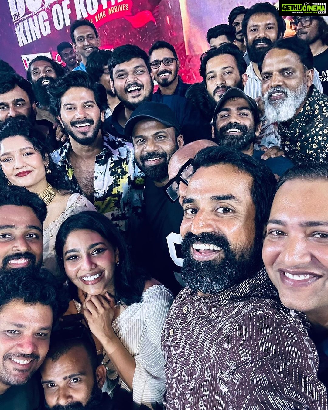 Aishwarya Lekshmi - 1 Million Likes - Kochi was beyond brilliant! Forever grateful for the outpouring of love and support for #KingofKotha .
Ummma ummma ummmaa from our entire team ♥️
@kokmovie @dqswayfarerfilms @zeestudiossouth