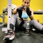 Aishwarya R. Dhanush Instagram - Carrying some dreams goals hope and holiday weight from last year in mind and body ..to pump some weights to bring in the weekend and to push through the same way through the 1st month 2023! #ﬁtnessgoals