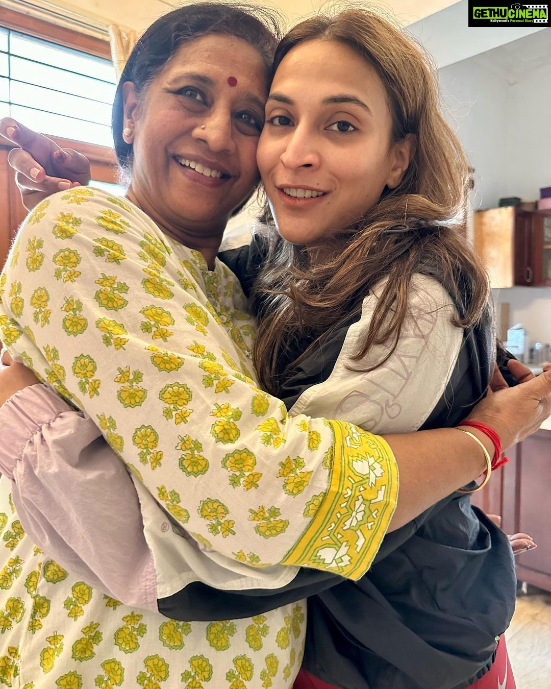 Aishwarya R. Dhanush - 67.2K Likes - Most Liked Instagram Photos