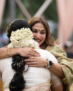 Aishwarya R. Dhanush Instagram - Perfect wedding
Perfect match 
Perfect smiles and hugs
When you are at a wedding where you are there as the bride’s and the groom’s side is sheer joy ! Wishing my dear @gauthamramkarthik and @manjimamohan a world of happiness through this beautiful journey they have begun with such simplicity maturity and class #friendslikefamily❤️