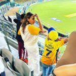 Aishwarya R. Dhanush Instagram - What a match night for a mother it was ! For our #CSK to win on home ground and to see my boys cheer and in full glee ! #momeriesforlife❤️ Finals here we come ! #CSK #sons❤️❤️ #aboutlastnight✨